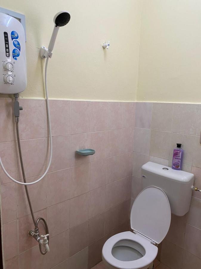 Homestay Sri Jasmine Kajang Exterior photo